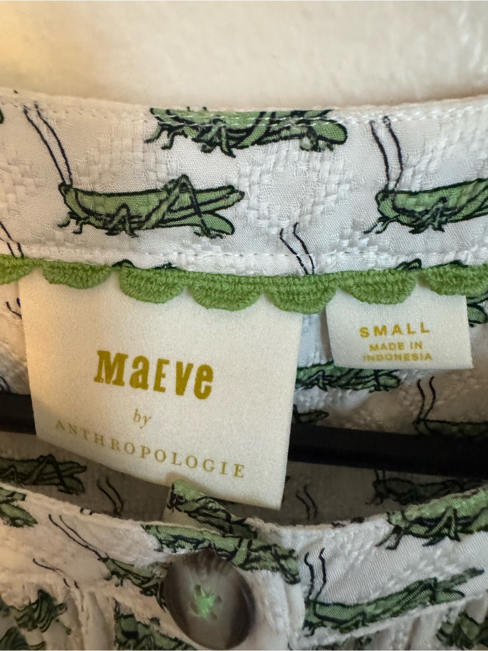 Maeve White & Green Printed Button-Front Peasant Grasshopper Print Top - Picture 4 of 4